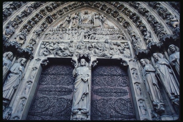 Ворота собор Парижской Богоматери