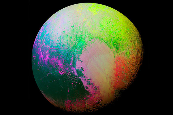 Зонд сообщил на Землю психоделические кадры Плутона