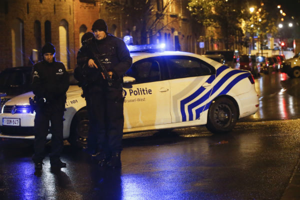 В Брюсселе милиция арестовала 5 причастных к терактам в столице франции