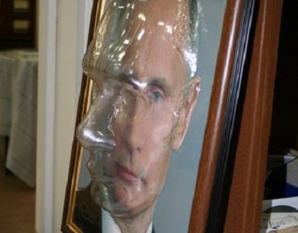 Объемный потртрет В. Путина, который можно трогать, изготовили в Красноярске