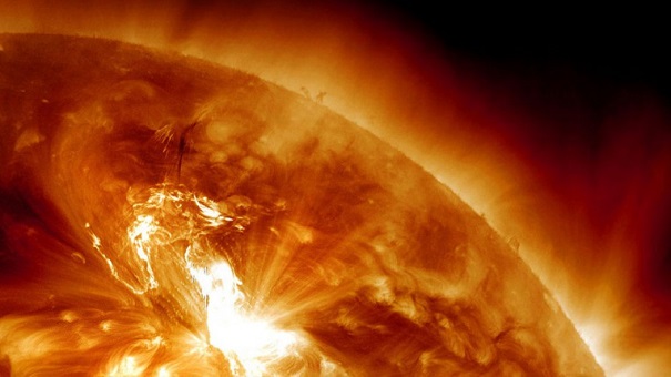 Астрономы: На Солнце вероятны разрушительные для Земли сверхвспышки