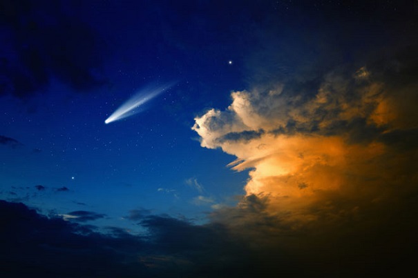 Москвичи к началу зимы смогут увидеть комету Каталина и два звездопада