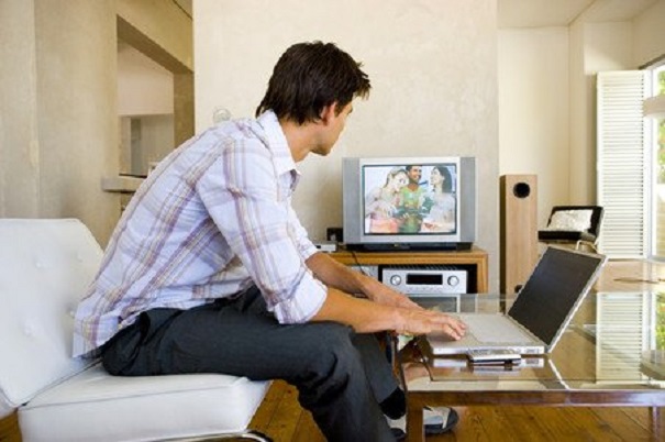 «Зомбовидение»: ученые подтвердили отупляющий эффект телевизора и неподвижности