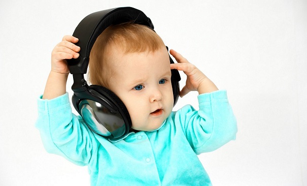 Ученые узнали, какими частями мозга человек реагирует на музыку
