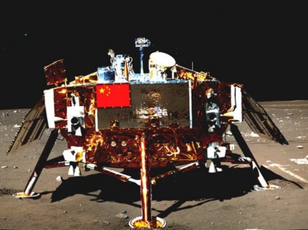 КНР отправит космический аппарат на обратную сторону Луны