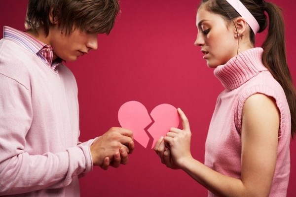 Американские ученые выявили причину продолжительных переживаний людей после разрыва отношений