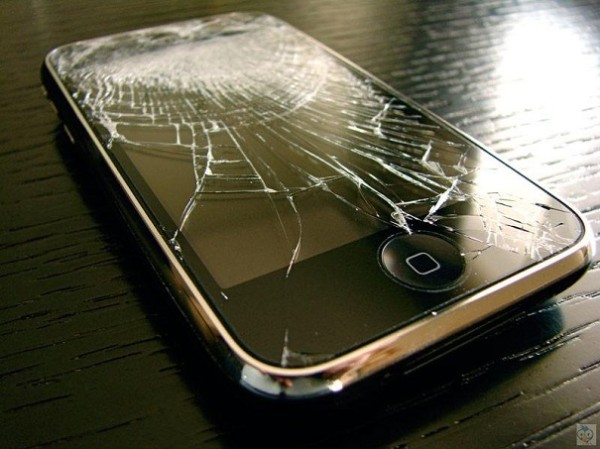 Чтобы воодушевило приобрести новый IPhone: Apple запустила программу по замене поврежденных телефонов