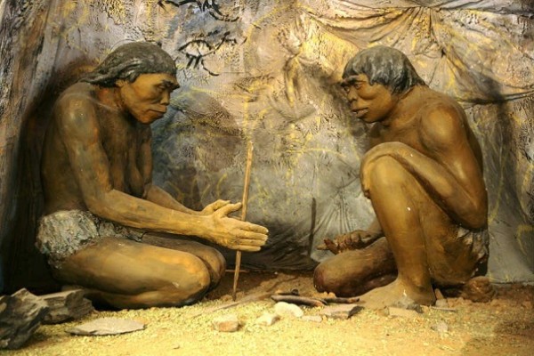 Гены неандертальцев оказались виновниками депрессий и никотиновой зависимости