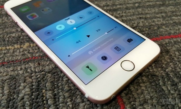 Apple начнет продажи iPhone 5se в середине марта — сразу после презентации