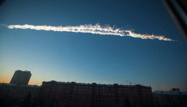 НЛО пролетел над Иркутской областью и оставило в небе след