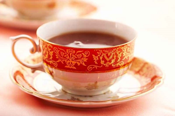 Ученые: Всего одна чашка чая в день понижает риск появления инсульта