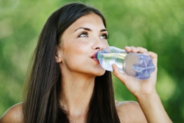 Ученые доказали, что вода действительно помогает сбросить лишний вес