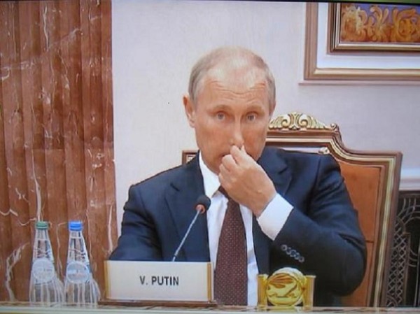 В кабинете Владимира Путина обнаружили облучатель