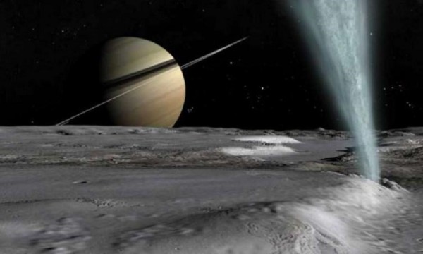 Океан на спутнике Сатурна кишит жизнью — Ученые