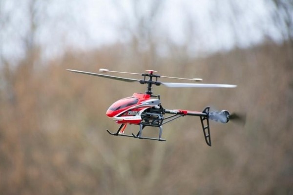 Граждан России вынудили регистрировать дронов и игрушечные вертолеты