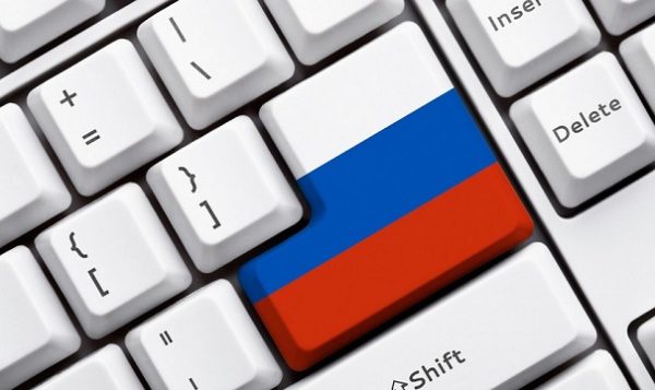 Больше половины граждан России пользуются интернетом ежедневно — Опрос