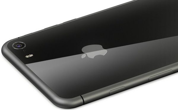 Apple откажется от алюминия в производстве iPhone