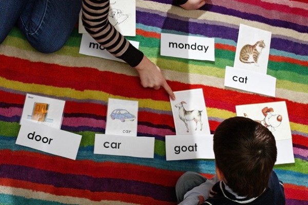 Когда начинать обучать ребенка заграничным языкам? Определен лучший возраст