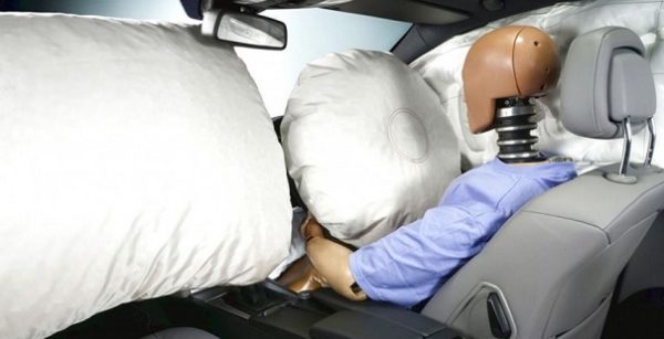 Компанию Takata обязали заменить подушки безопасности в 40 млн автомобилей