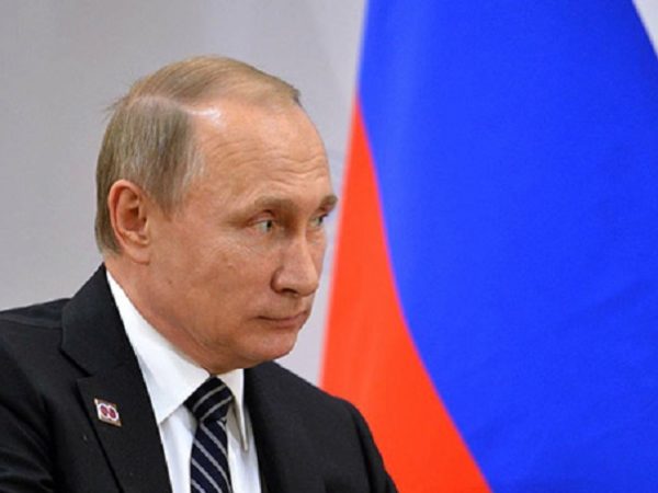 Путин одобрил перераспределение доходов от уплаты акцизов на бензин