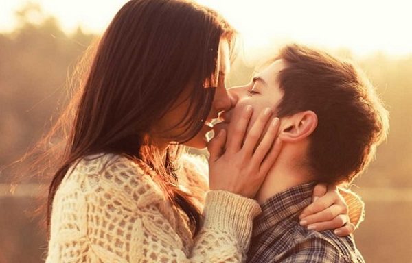 Ученые доказали, что поцелуи полезны для иммунитета человека