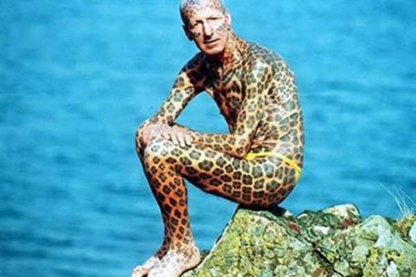Скончался «Человек-леопард» — самый татуированный человек в мире