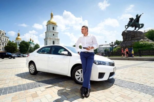 Uber начал работу в Киеве