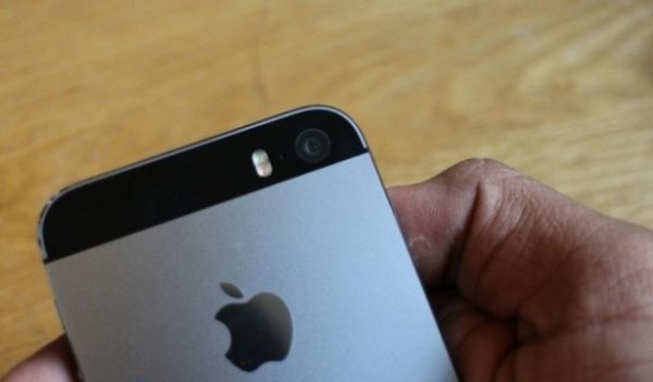 Apple выпустит iPhone 7 в синем цвете для мужчин