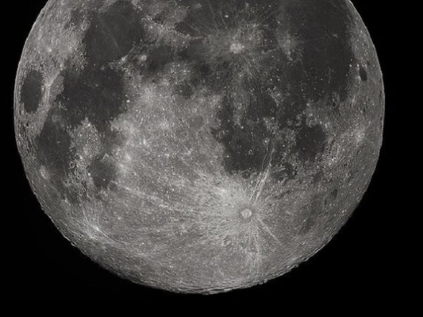 Астрофизики подтвердили теорию ударного формирования Луны