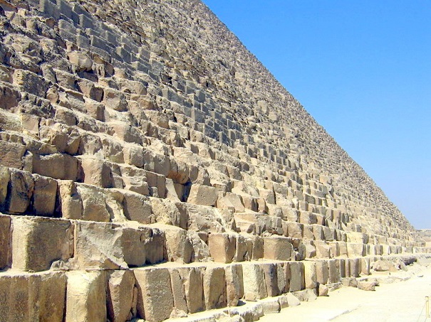 Тайные комнаты отыскали в пирамиде Хеопса