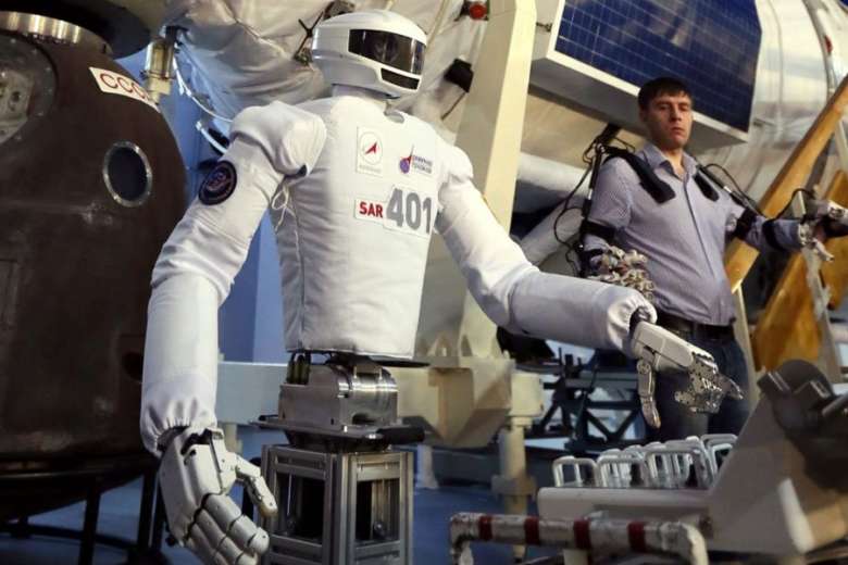Нового российского робота-космонавта доставят на МКС к 2020 году