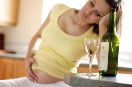 Ученые не смогли обвинить алкоголь в проблемном зачатии