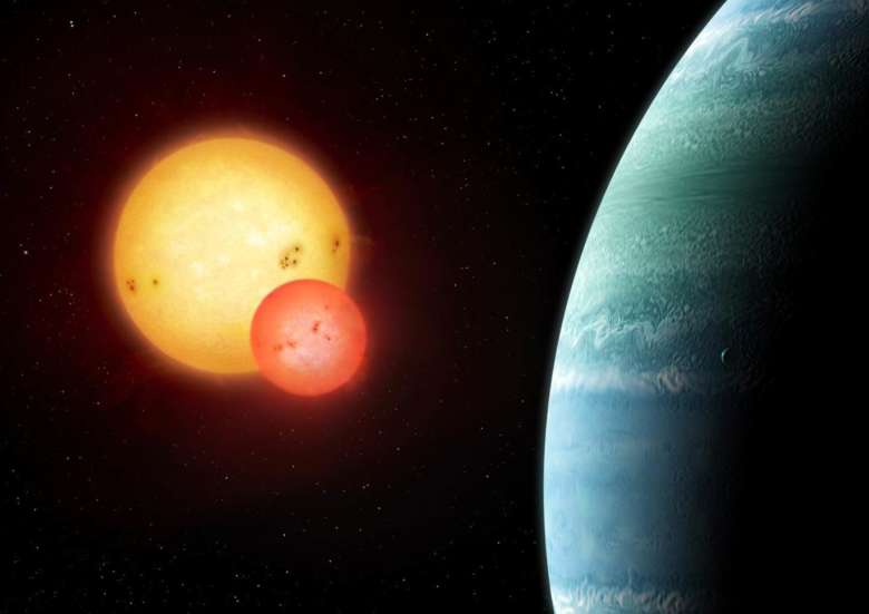 Hubble нашел уникальную планету вращающуюся вокруг двух звезд