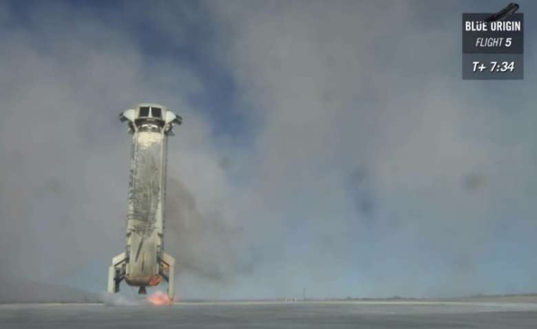 Blue Origin в пятый раз посадила многоразовую ракету