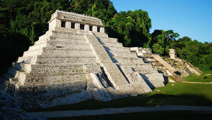 В Мексике под древней пирамидой нашли систему каналов