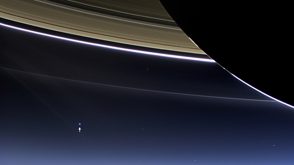 НАСА: Зонд «Кассини» изучит кольца Сатурна до окончания миссии в будущем 2017 году