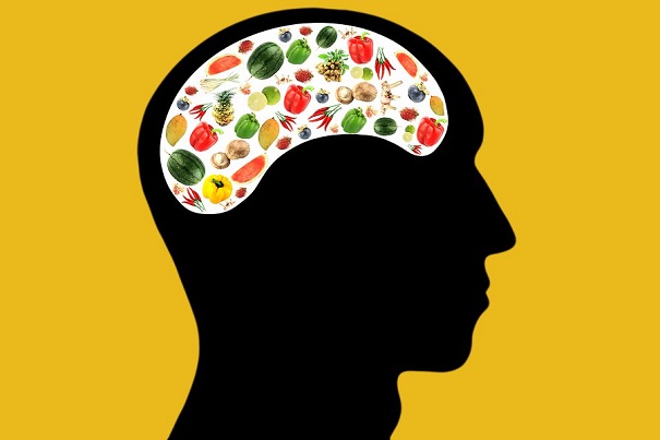 Ученые установили зависимость между цветом еды и желанием ее съесть