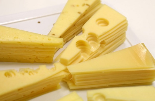 Сыр с плесенью продлевает жизнь — ученые