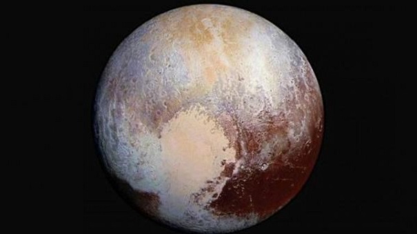 Под замороженной поверхностью Плутона может быть океан