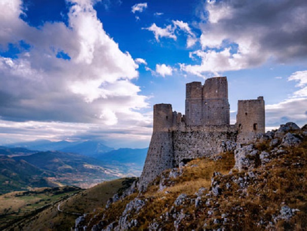 Ученые обнаружили легендарный замок короля Артура