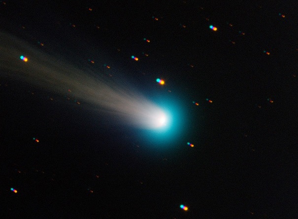 Астрономы НАСА: К Земле летят две кометы
