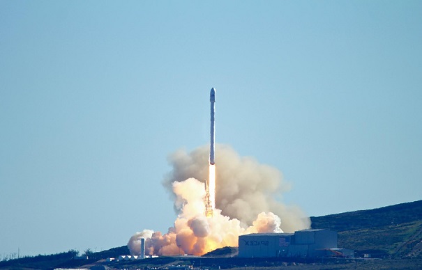 Сегодня SpaceX запустит ракету-носитель Falcon 9 в первый раз после сентябрьской трагедии