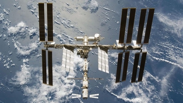 Американские астронавты совершили 1-ый в нынешнем году выход в открытый космос