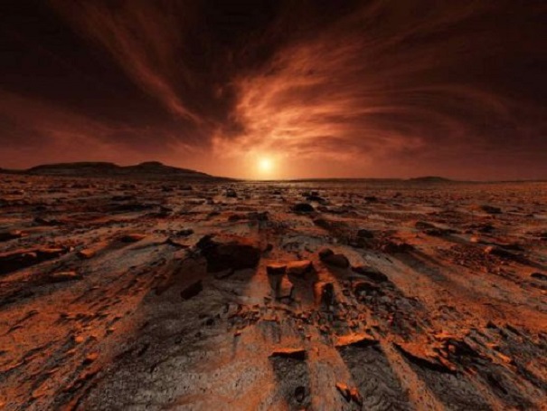 Ровер с поверхности Марса запечатлел его луну