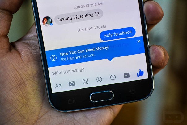 Соцсеть социальная сеть Facebook начала размещать рекламу в Messenger