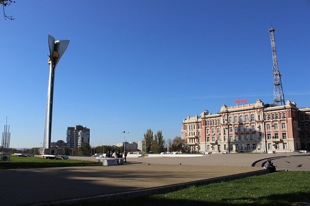 Ростовчане сфотографировали световые столбы в небе над городом