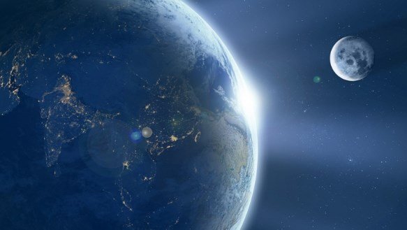 Учёные Земля имеет спутники и помимо Луны