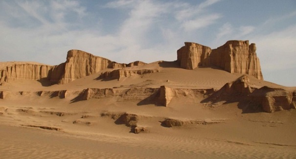 Следы инопланетной жизни обнаружили ученые в иранской пустыне