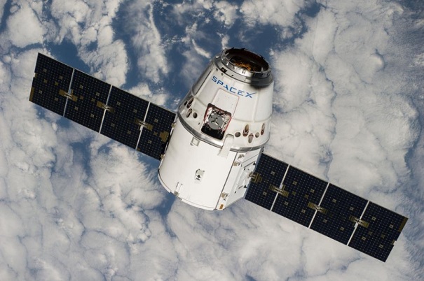 NASA объяснило, почему космический грузовой автомобиль Dragon не смог пристыковаться к МКС