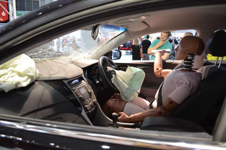Для краш-тестов в автомобили посадят толстых пенсионеров